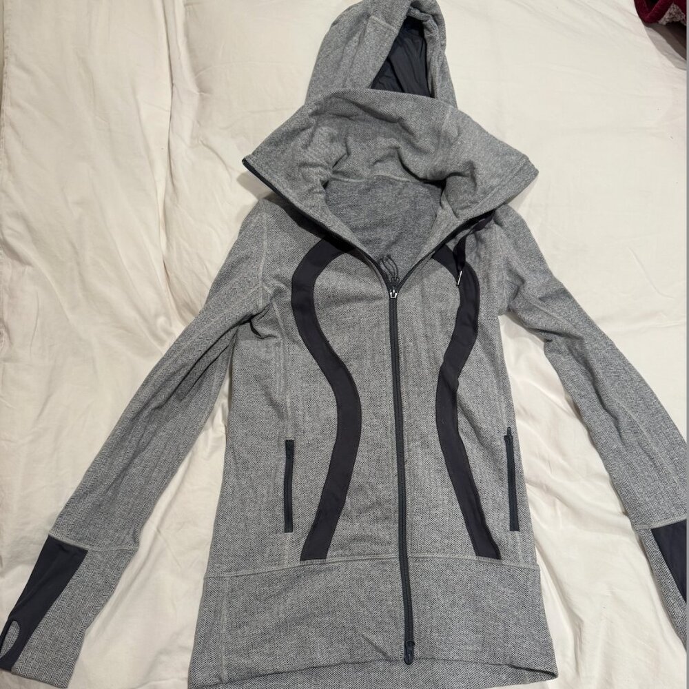 Lululemon Scuba Hoodie II (herringbone pattern) TALL size